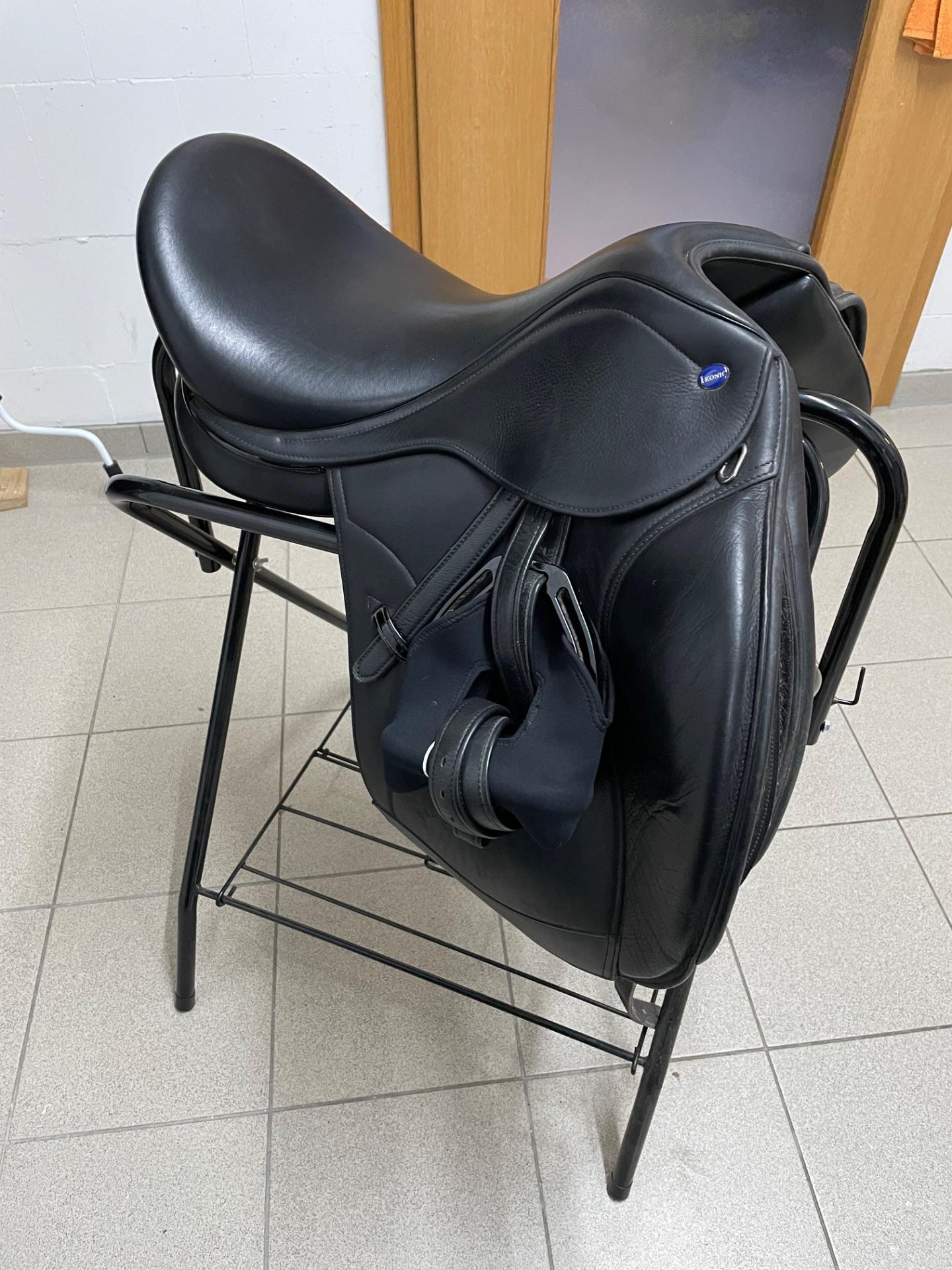 Ikonic Dressursattel Dressur Shin black  17,5' – Vorschau 10