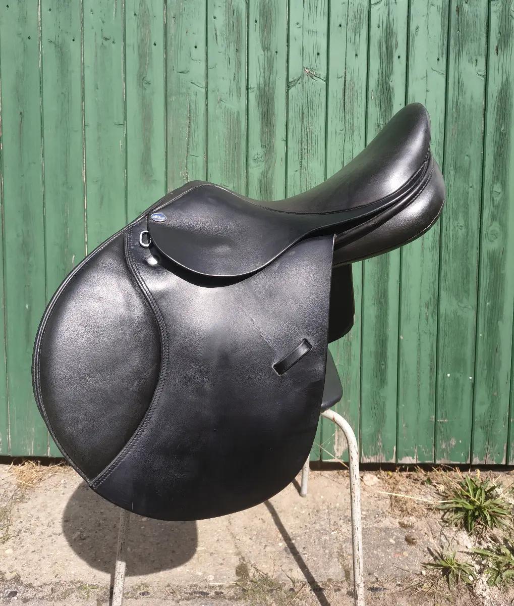 Busse Springsattel Brisbane 16,5"