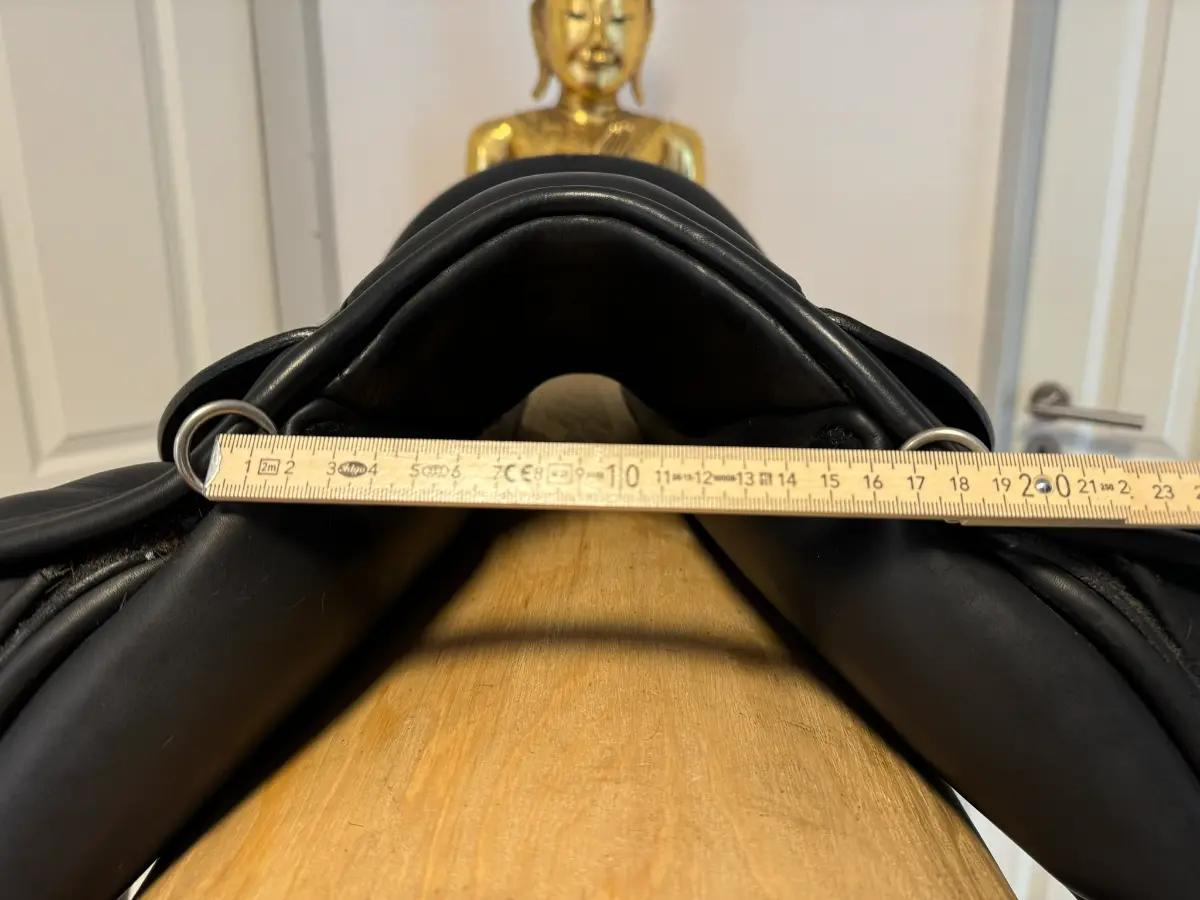 Prestige Dressursattel Harmonie 18' – Vorschau 3