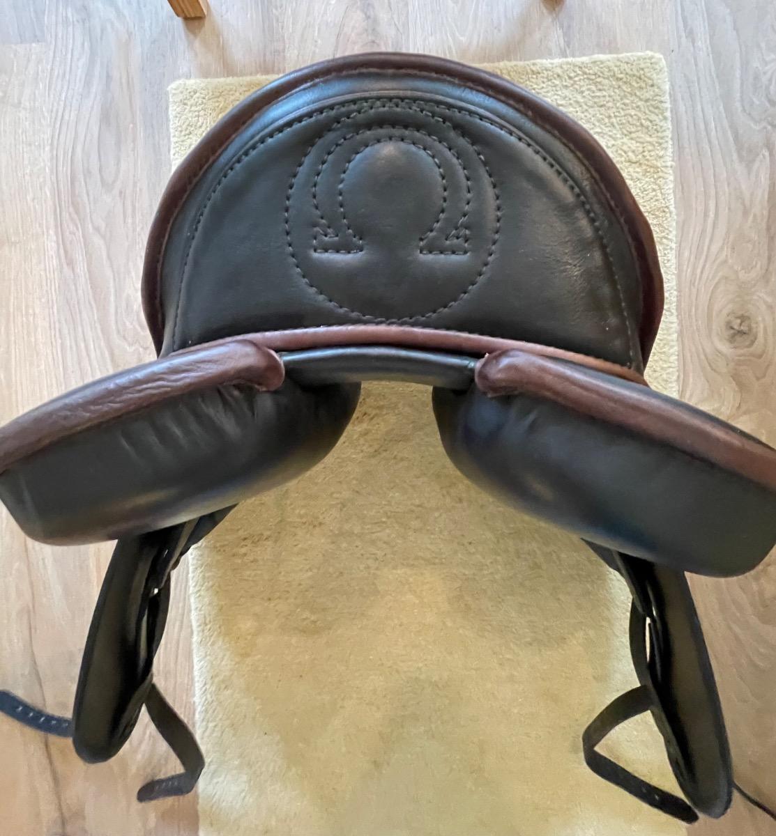 Omega Dressursattel Classic 17'