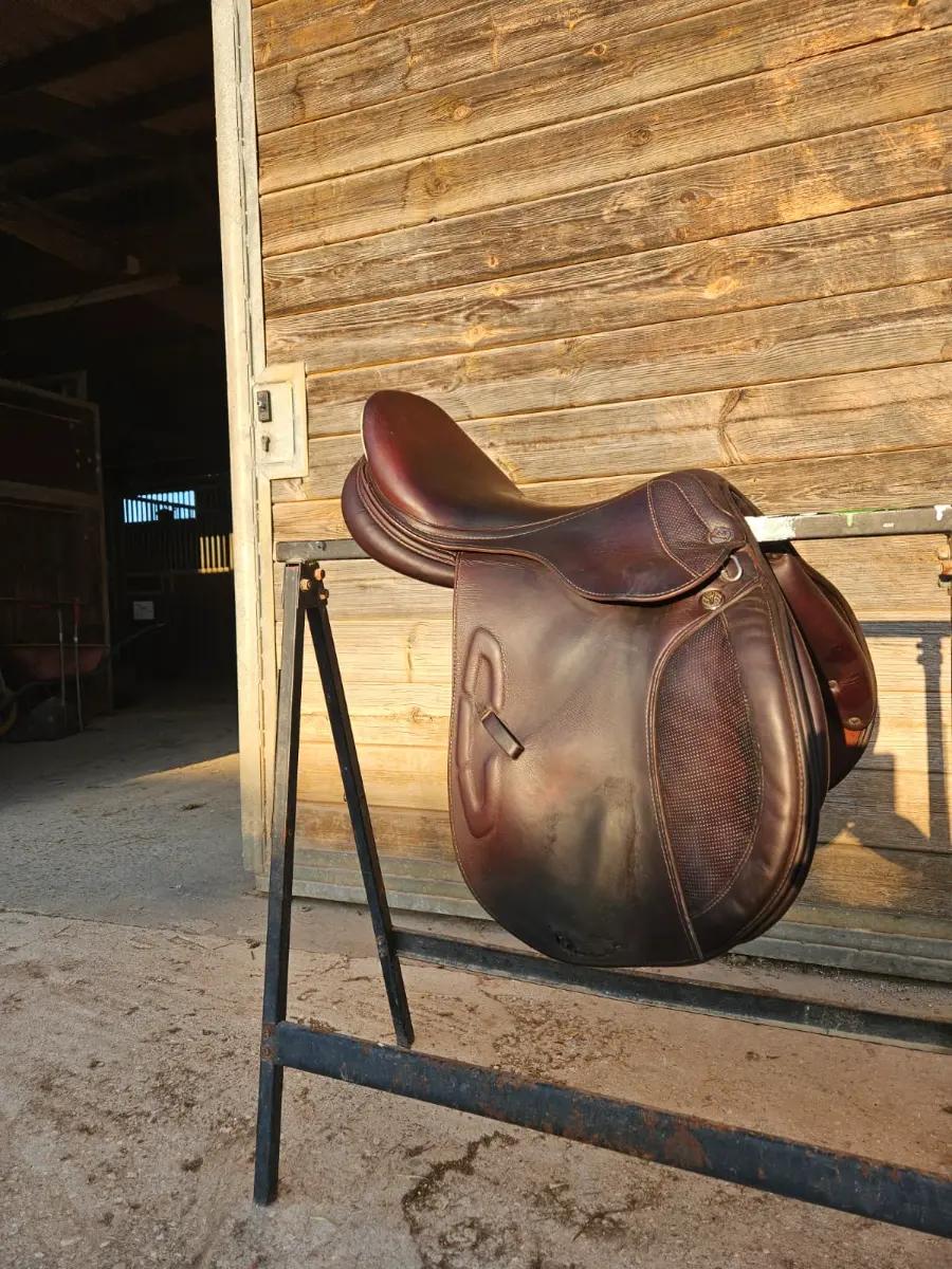 Prestige Springsattel Michael Roberts 17" – Vorschau 2