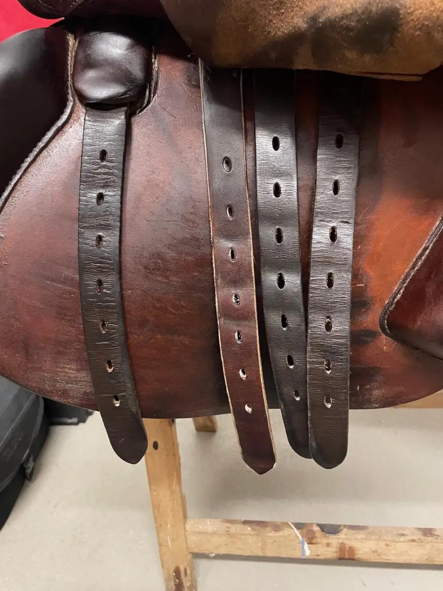 Amerigo Springsattel Peter Menet  17' – Vorschau 8