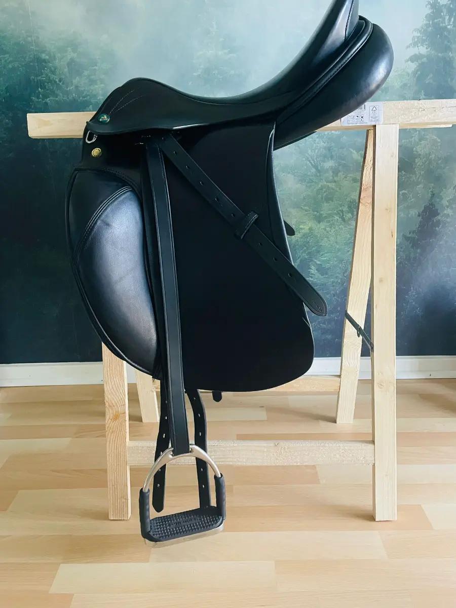 Prestige Dressursattel Milano 17" – Vorschau 4