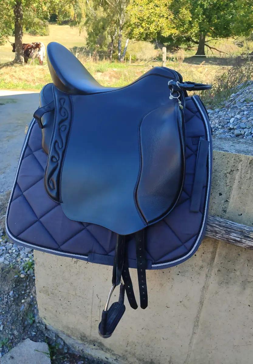 Ibero Dressursattel Dressage Andaluz  17,5" – Vorschau 2