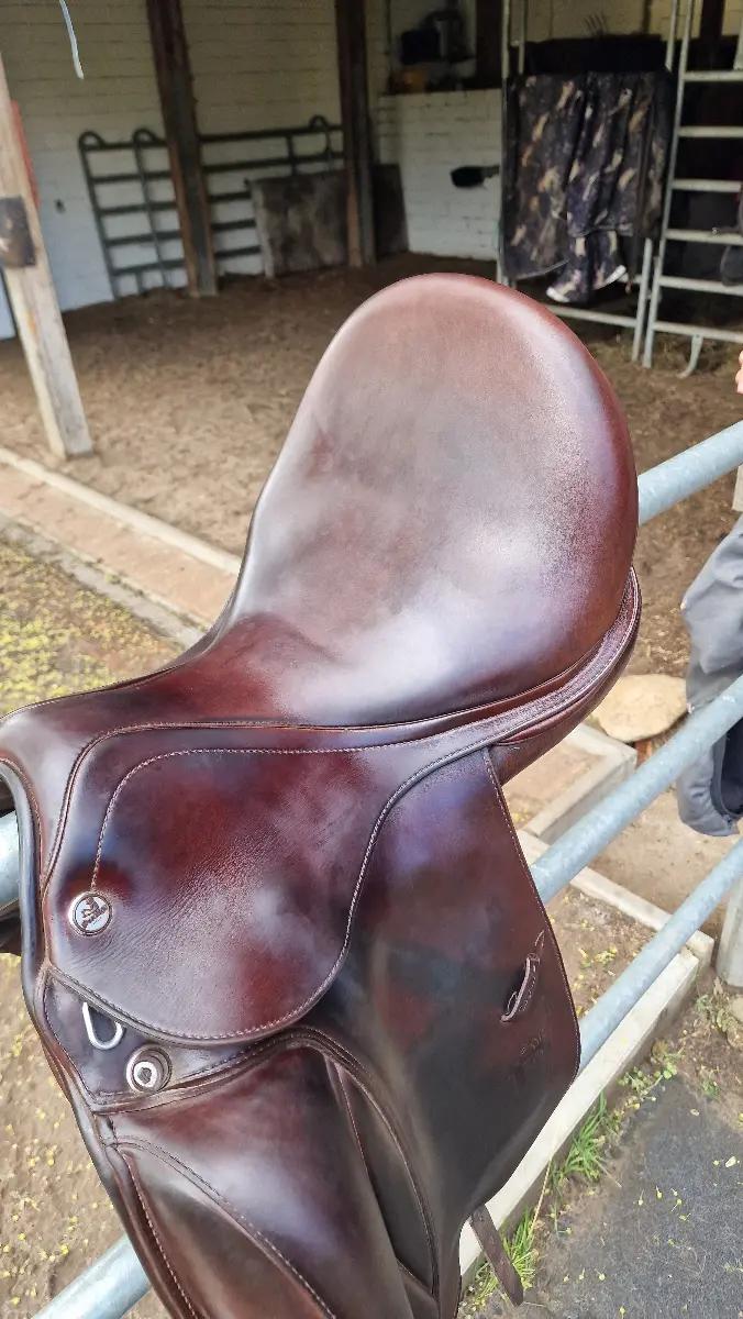 Prestige Dressursattel X D2 K doubliert 17" – Vorschau 8